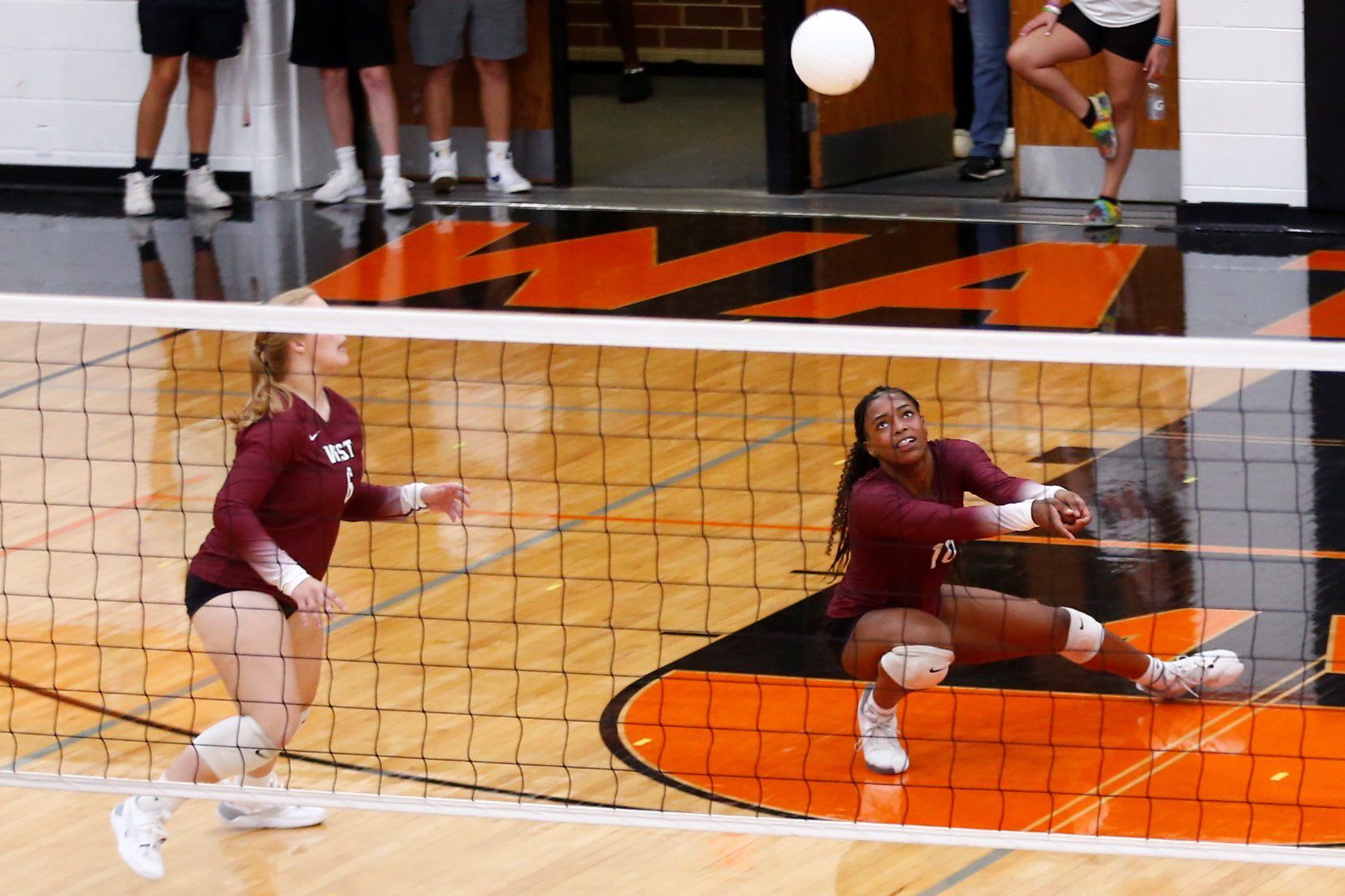 090121-jrn-east-west-vb-9
